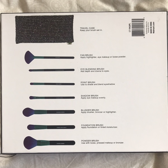 NWT Ombré Cosmetic Brush Set with Travel Case - Picture 2 of 3